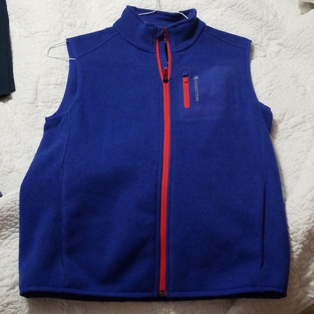 No sleeves jacket